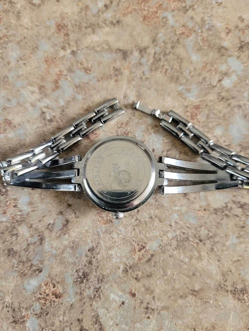 Jw Silver-Tone Quartz Analog Crystal-Accent Women’s Bracelet Watch